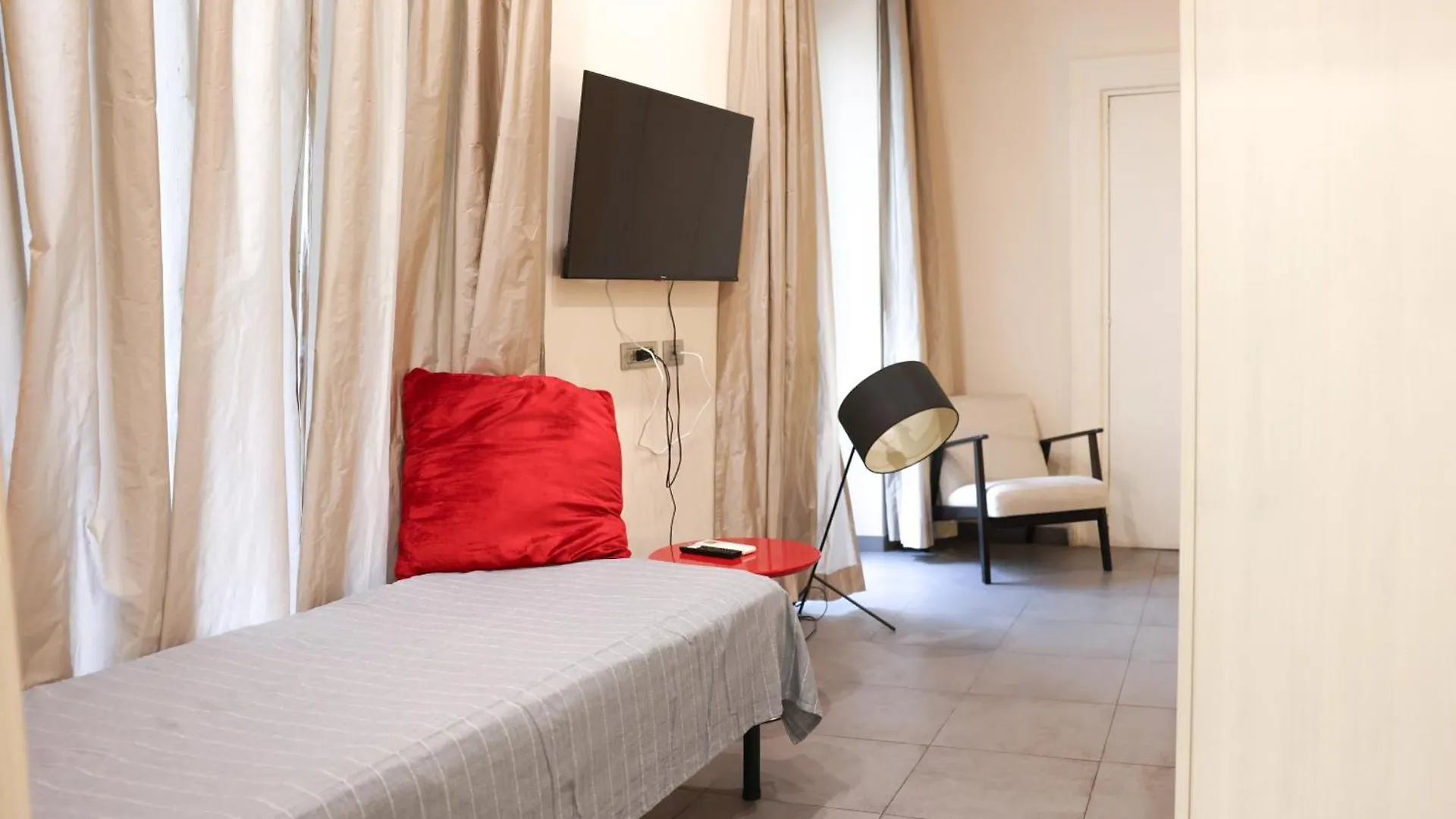 Domus Superior Banchi Nuovi - Navona Pl. - Pantheon Apartment Rome